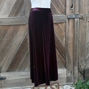 Luxurious Velvet Maxi Skirt in Deep Purple
